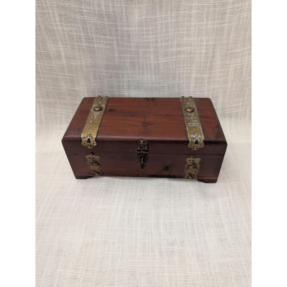 Vintage Cedar Footed Trinket Keepsake Box with Ornate Brass Straps and Hardware